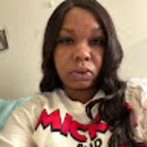 Meet your Posher, Davisha